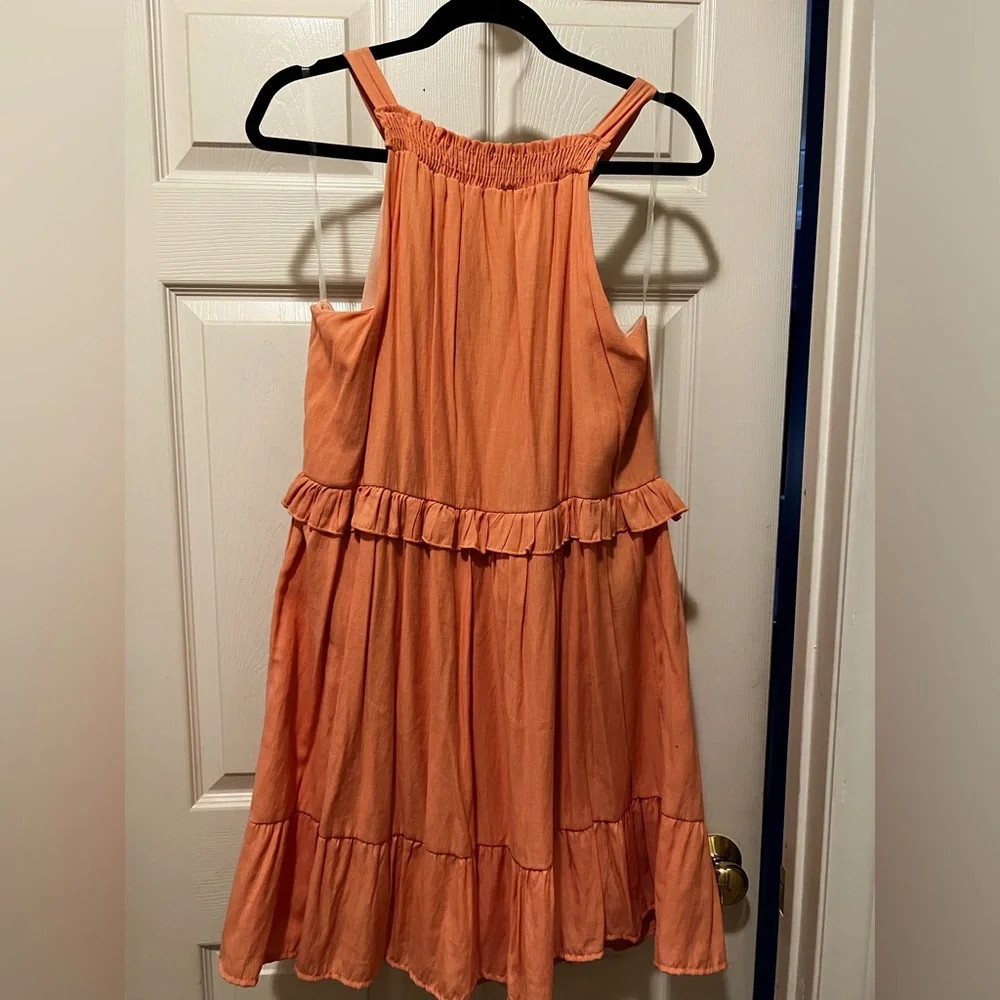 Dress - Picture 2 of 4